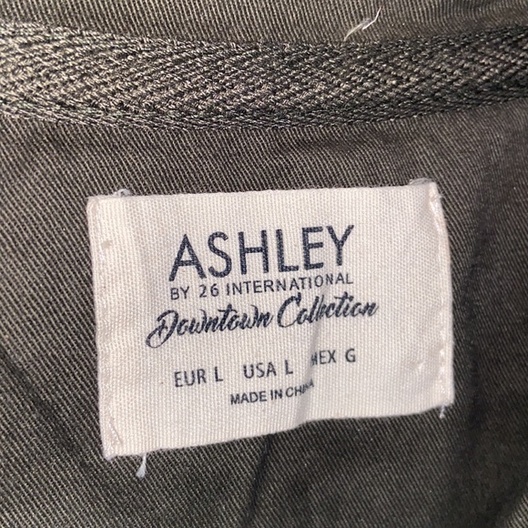 Ashley by 26 International Downtown Army Green Floral Embroidered Vest - Picture 3 of 6